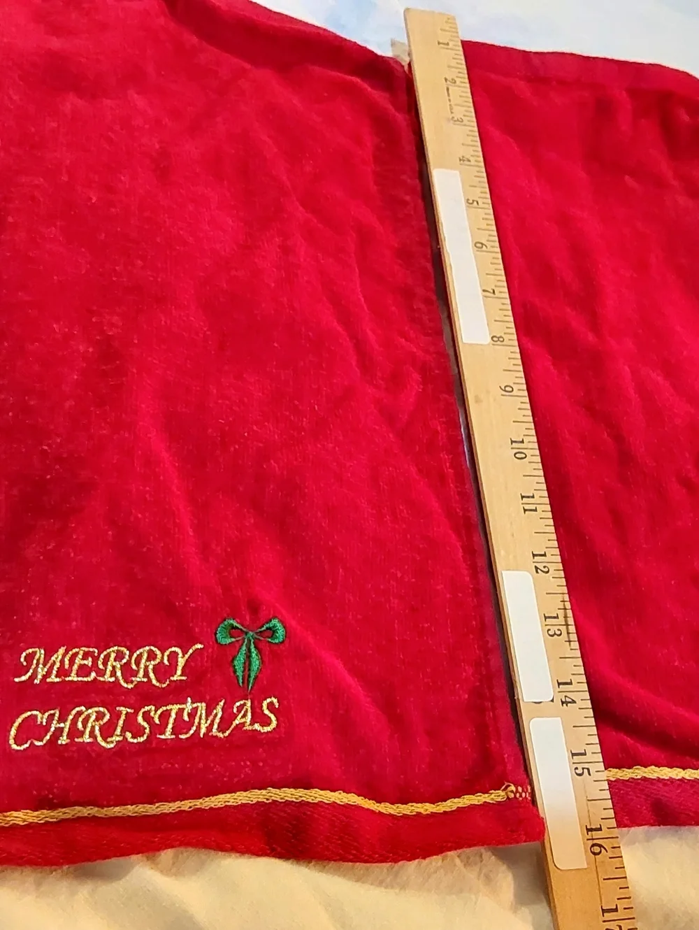 N/A festive red